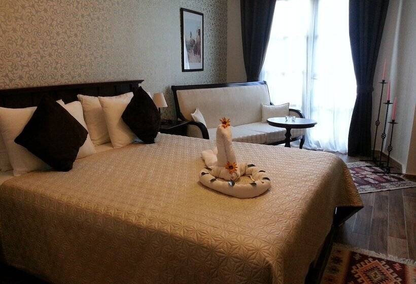 اتاق استاندارد سه نفره, Palme Dalyan