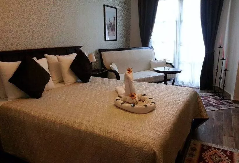 اتاق استاندارد سه نفره, Palme Dalyan