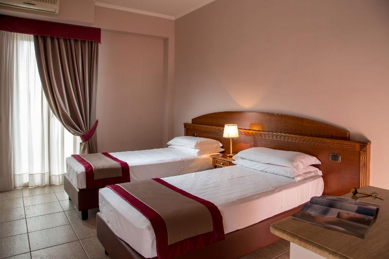 سوئیت اجرایی با تخت کینگ, Pullman Shanghai Jing An