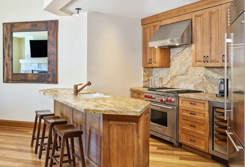 غرفة قياسية متصلة, St. Regis Deer Valley