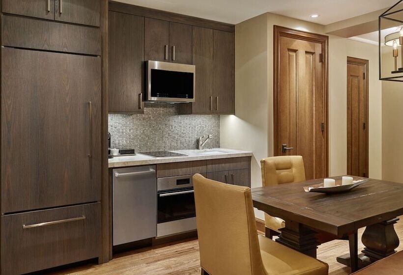 غرفة قياسية متصلة, St. Regis Deer Valley