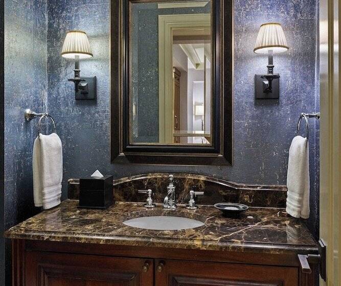 جناح عائلي, St. Regis Deer Valley