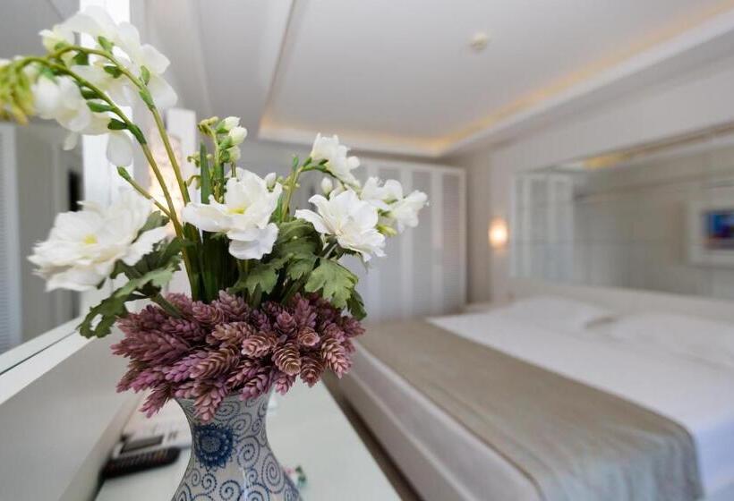 园景标准四人间, Mavi Deniz Otel   All Inclusive