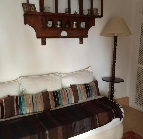 جناح سوبيريور, Dar Nabila