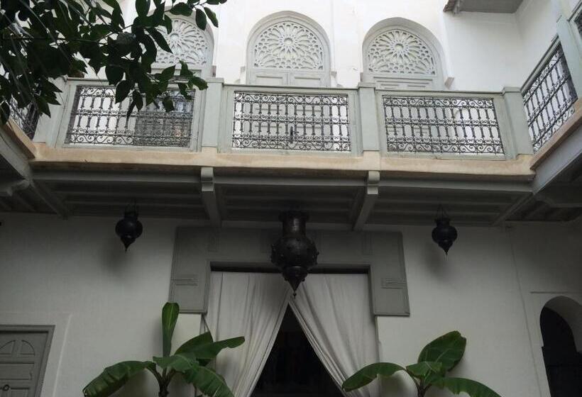 جناح سوبيريور, Dar Nabila