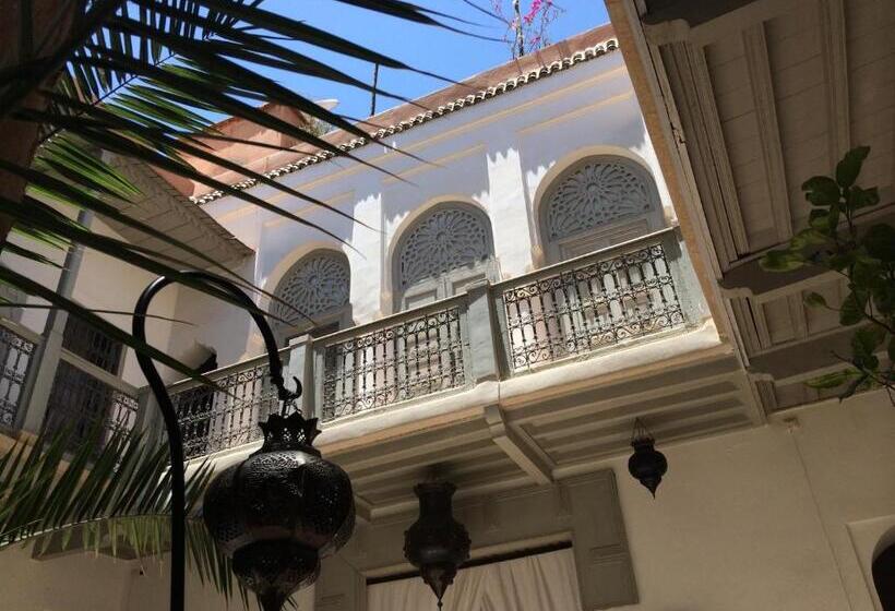 جناح سوبيريور, Dar Nabila