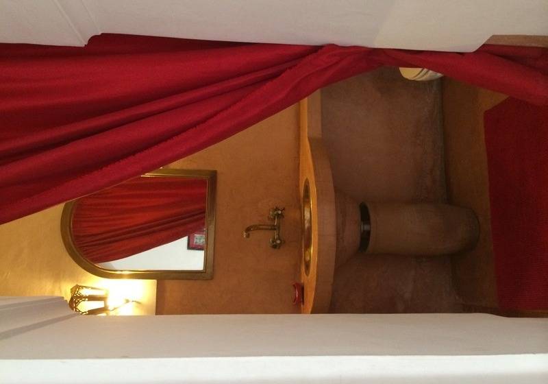 غرفة قياسية, Dar Nabila