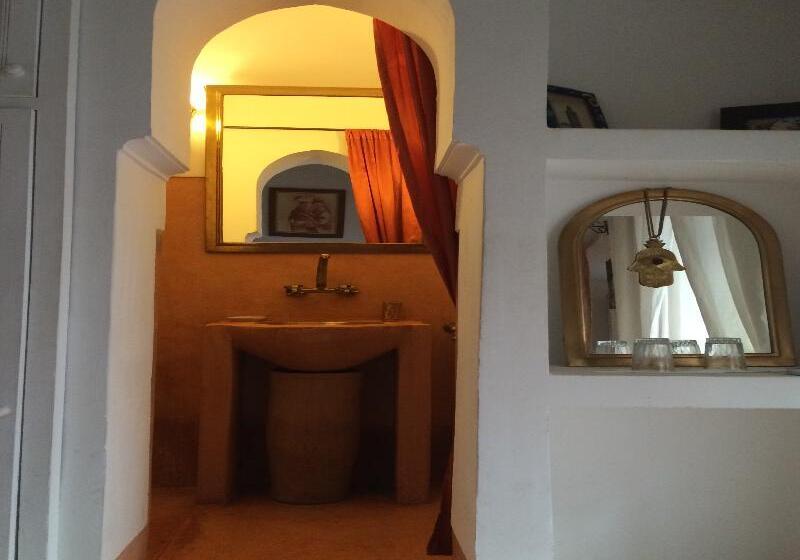 غرفة قياسية, Dar Nabila