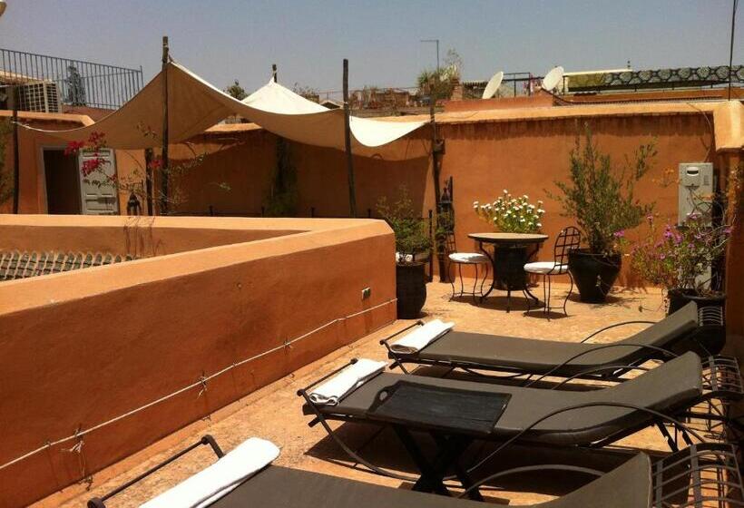 جناح سوبيريور, Dar Nabila