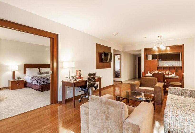 סוויטה דלוקס, Tequendama Suites And Hotel