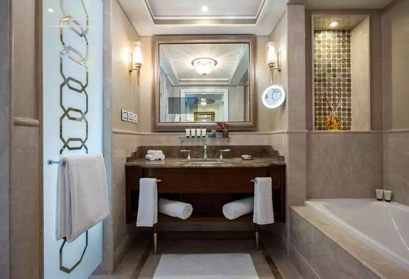 اتاق لوکس با تخت بزرگ, 1000, Lxr Hotels & Resorts