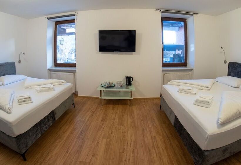 4인용 스탠다드 룸, B&b Hotel Heimgartl