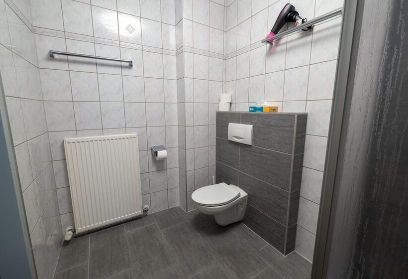 4인용 스탠다드 룸, B&b Hotel Heimgartl