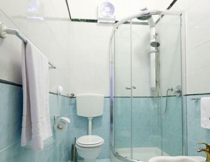 شقة 3 غرف, Cala Dell'arena