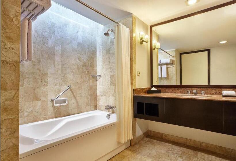 חדר דלוקס, Aryaduta Lippo Village