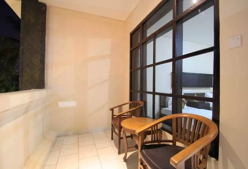 Superior-huone, Bakung Beach Resort