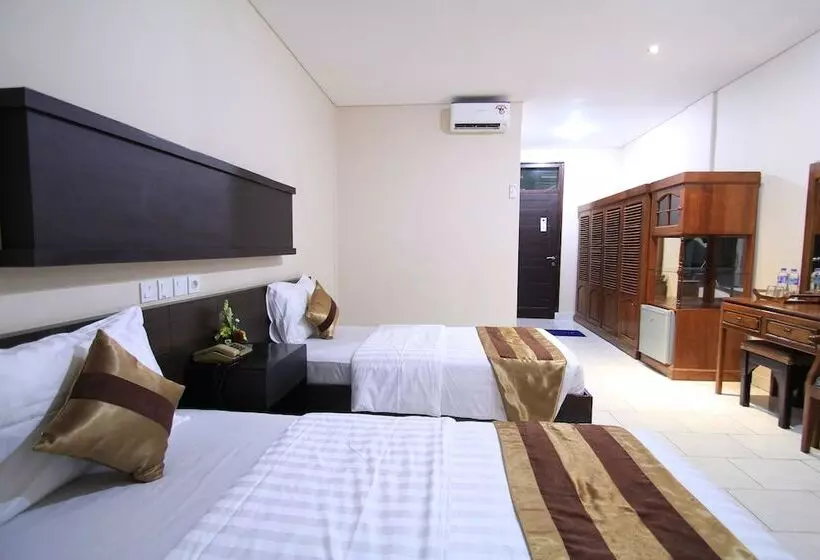 Superior-huone, Bakung Beach Resort