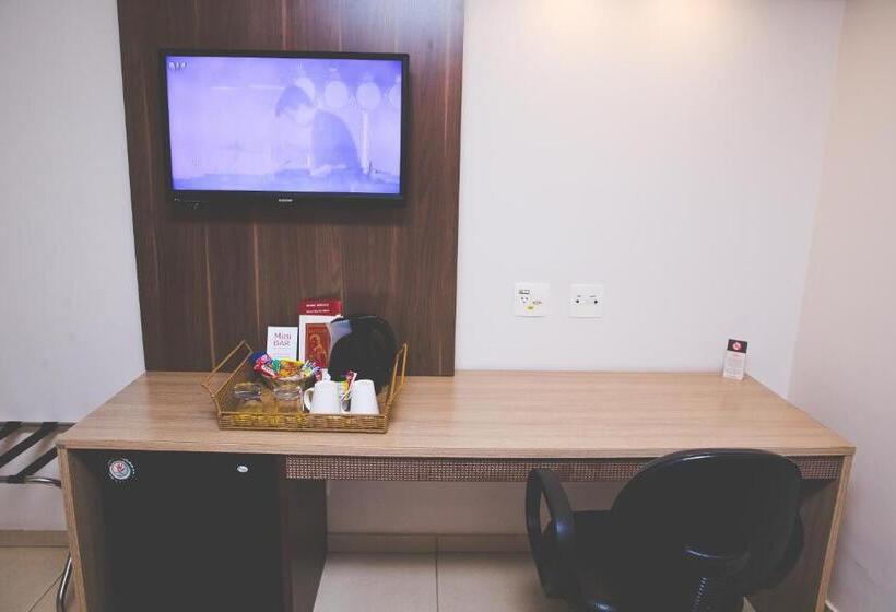 １ベッドルームのデラックスアパートメント, Comfort Hotel Araraquara