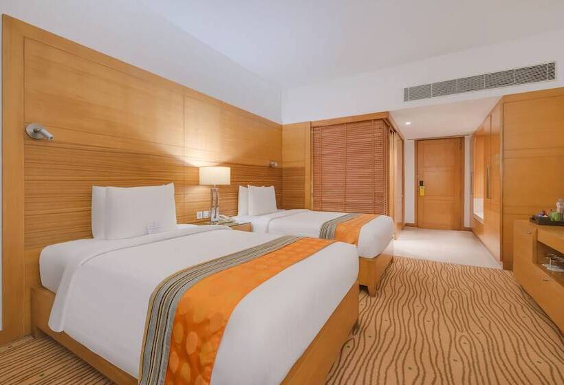 اتاق کلاب, Courtyard By Marriott Gurugram Downtown