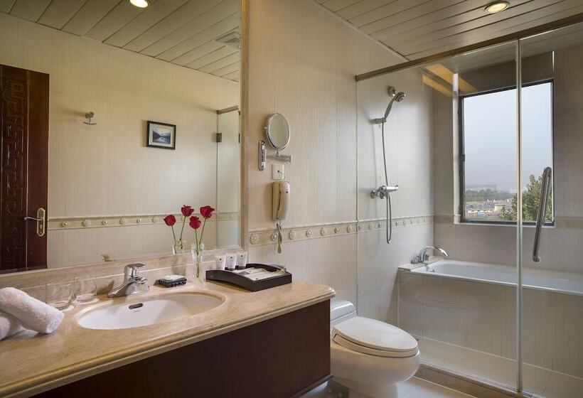 סוויטה דלוקס, Grand Mercure Xian On Renmin Square