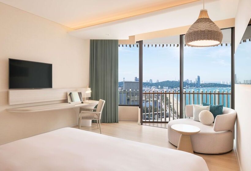 Номер Executive, Hilton Pattaya