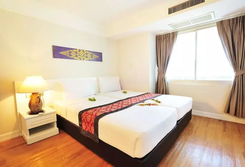 سوئیت خانواده 2 خوابه, Jomtien Garden  & Resort