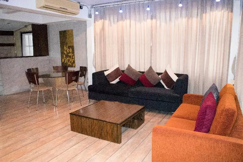 ویلای 4 خوابه, Jomtien Garden  & Resort