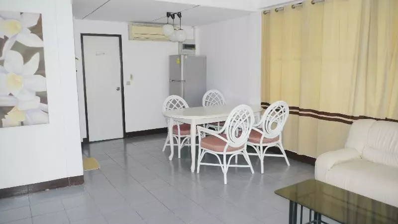 ویلای 3 خوابه, Jomtien Garden  & Resort