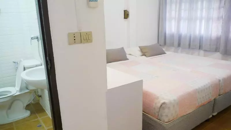 ویلای 3 خوابه, Jomtien Garden  & Resort