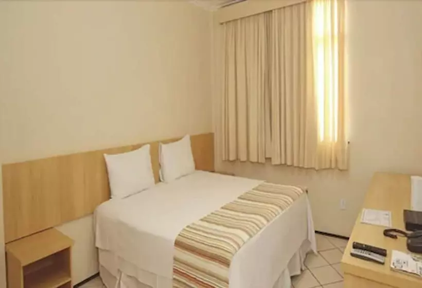 اتاق لوکس با چشم‌انداز دریا, Litoranea Praia