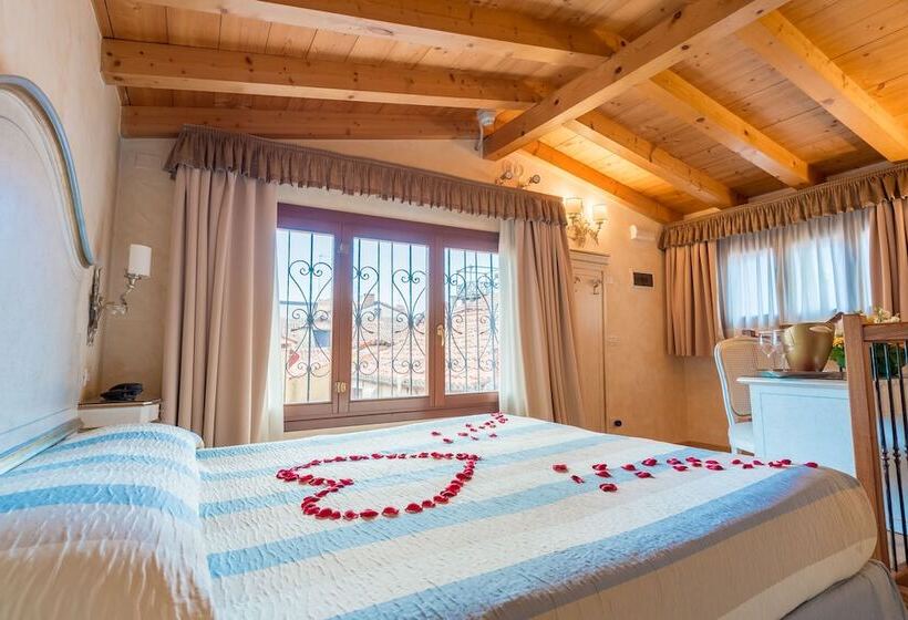 اتاق کلاسیک, Mercurio