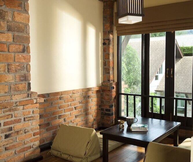 اتاق لوکس, Motive Cottage Resort