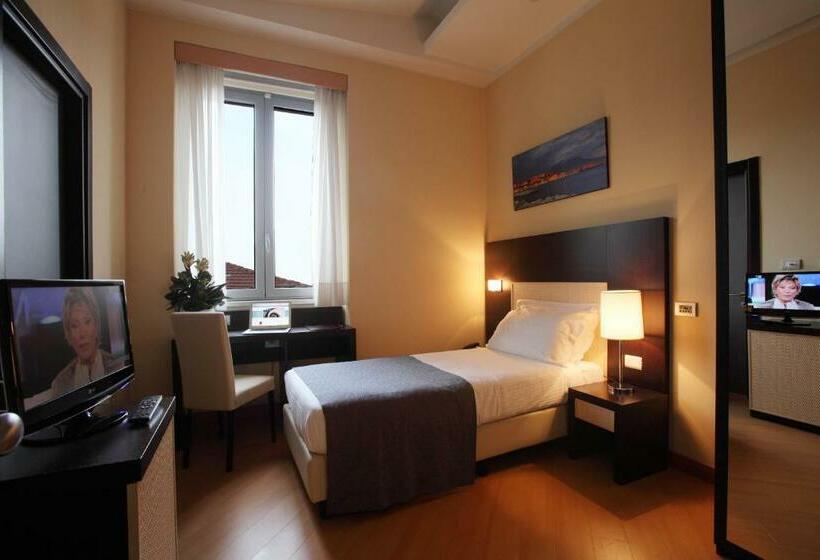 اتاق کلاسیک یک تخته, Naples