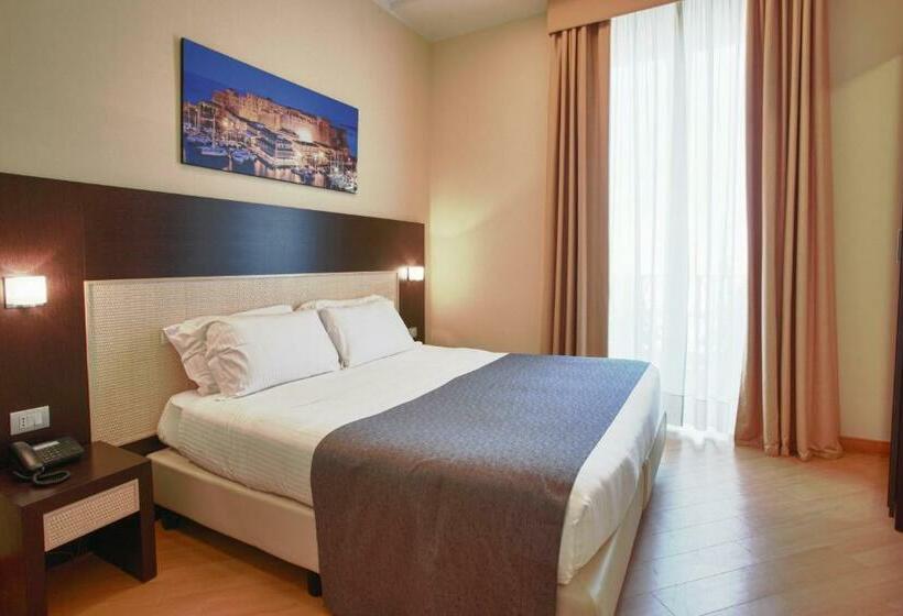 اتاق راحتی, Naples