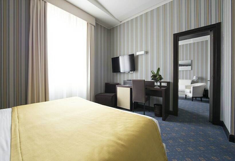 سوییت جونیور, Naples