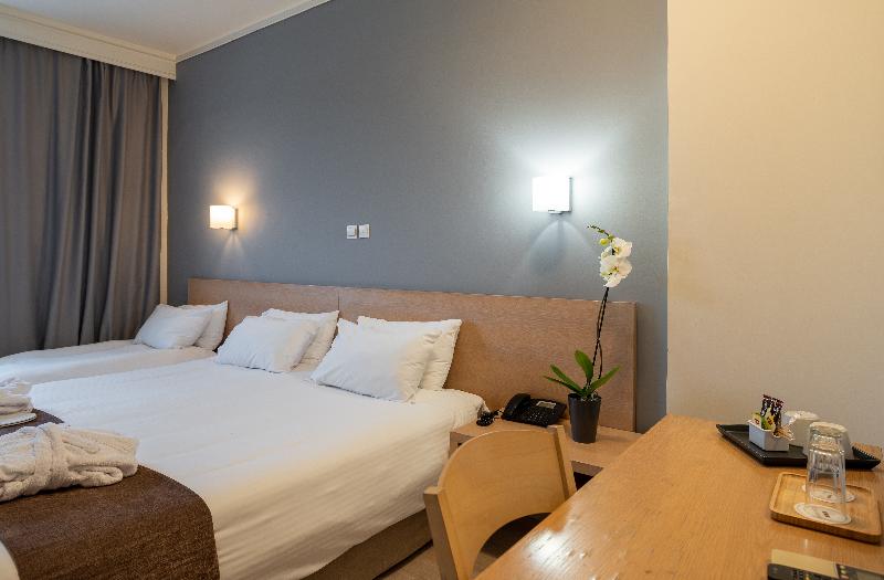 Номер Стандарт Трехместный, Nestos