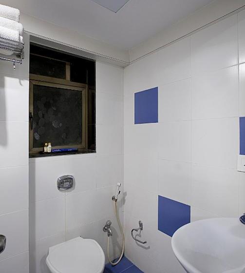 חדר דלוקס לשלושה, Planet Residency