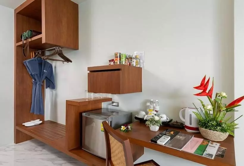 Junior Suite Sea View, Secret Cliff Resort & Restaurant Sha Plus