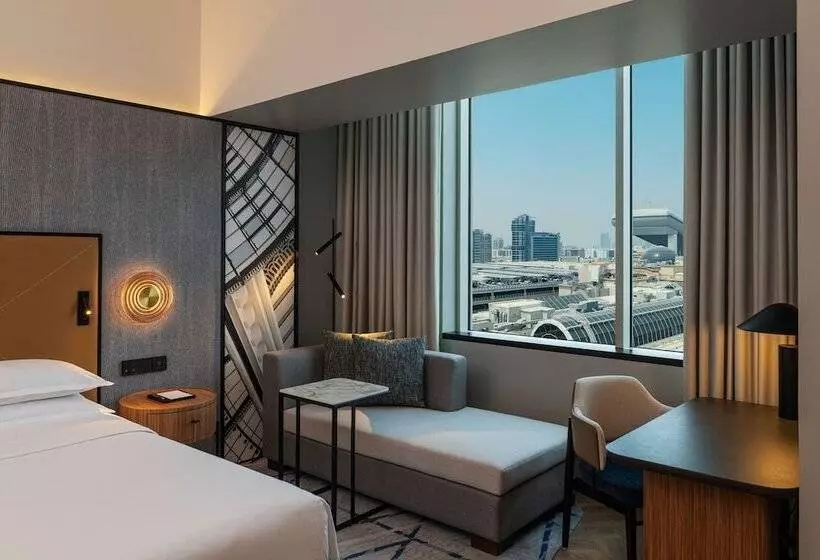 اتاق لوکس با چشم‌انداز شهر, Sheraton Mall Of The Emirates Hotel, Dubai