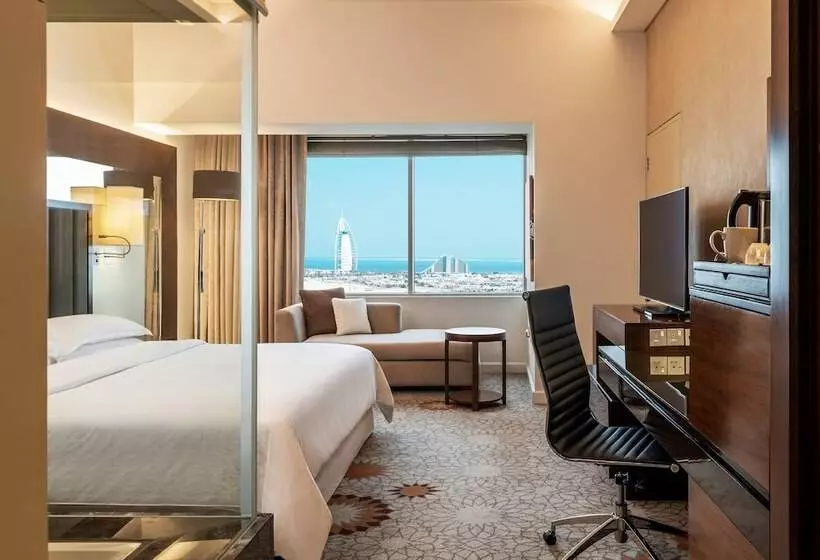 اتاق کلاب, Sheraton Mall Of The Emirates Hotel, Dubai