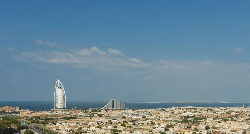 Номер Клуб, Sheraton Mall Of The Emirates Hotel, Dubai