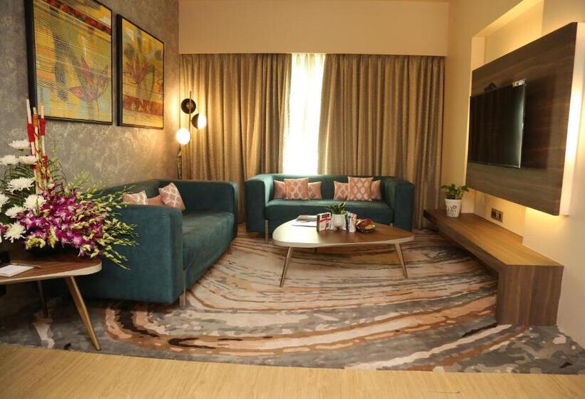 Люкс, The Regenza By Tunga