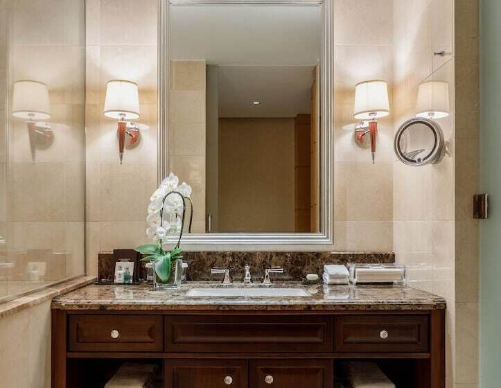 수피리어 룸, Lotte Hotel Moscow   The Leading Hotels Of The World