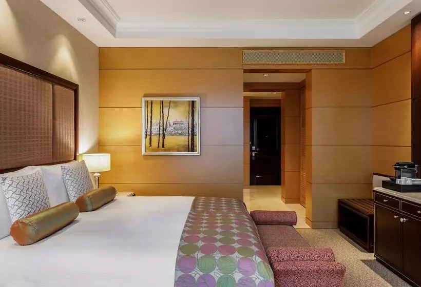 اتاق سوپریور, Lotte Hotel Moscow   The Leading Hotels Of The World