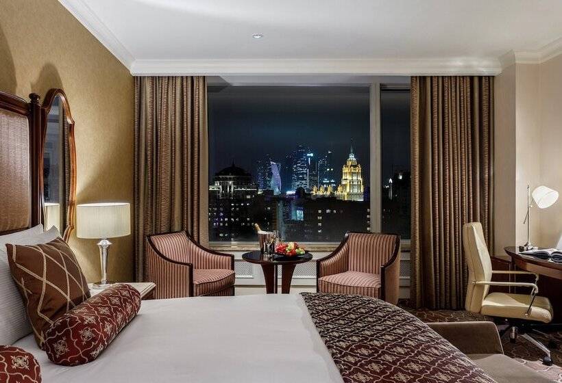 디럭스 룸, Lotte Hotel Moscow   The Leading Hotels Of The World