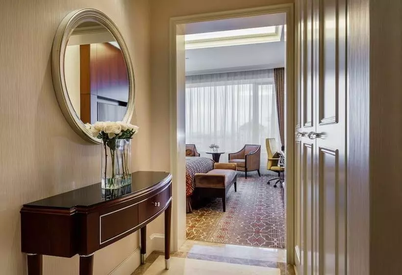 اتاق لوکس, Lotte Hotel Moscow   The Leading Hotels Of The World