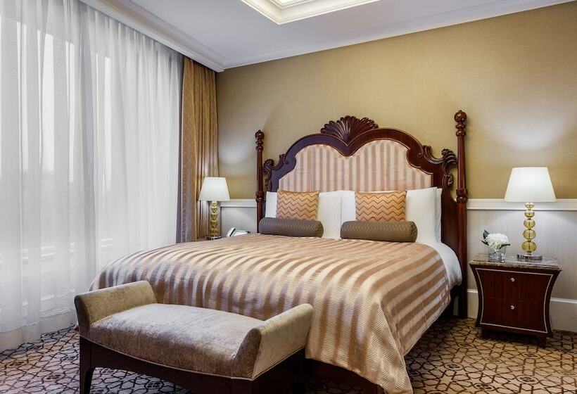 이그제큐티브 스위트, Lotte Hotel Moscow   The Leading Hotels Of The World