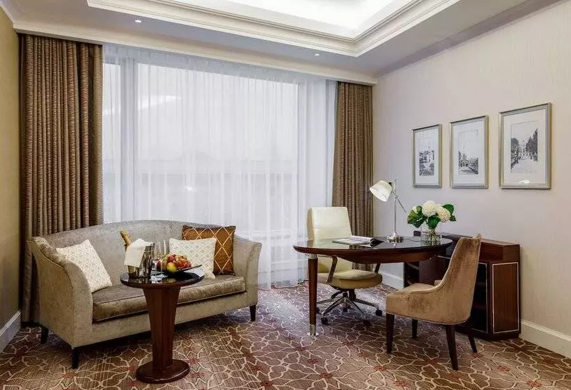 اتاق لوکس, Lotte Hotel Moscow   The Leading Hotels Of The World