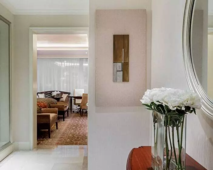 اتاق لوکس, Lotte Hotel Moscow   The Leading Hotels Of The World