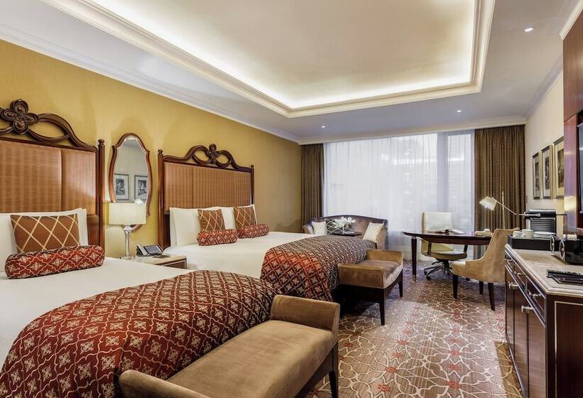 Номер Deluxe, Lotte Hotel Moscow   The Leading Hotels Of The World